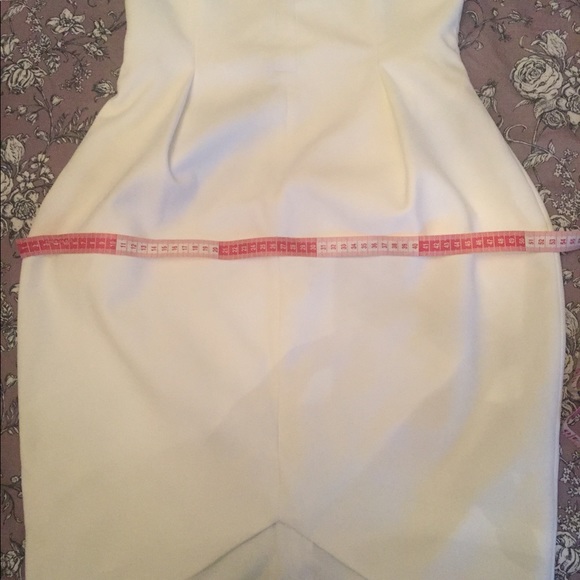 Keepsake the Label White strapless dress - Picture 6 of 9